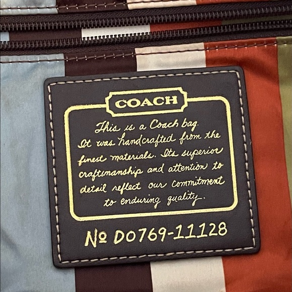 Vintage Coach Legacy Leigh Limited Edition Bag - Picture 11 of 16
